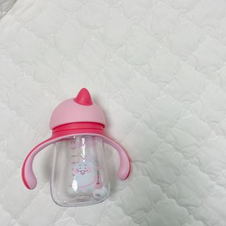 유비맘 트라이탄 코니빨대컵_컬러 랜덤 발송 — 5점을 준 리뷰어가 2020년 12월 올린 사용 사진