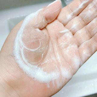 [갸스비] 지성 남성을 위한 포어케어 클렌징폼 — 5점을 준 리뷰어가 2021년 8월 올린 사용 사진