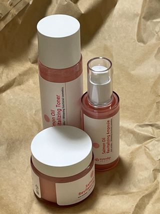 아이앤립 / EYENLIP 아이앤립 연어오일 리바이탈라이징 토너+앰플+크림 3종 세트 — 5점을 준 리뷰어가 2021년 6월 올린 사용 사진
