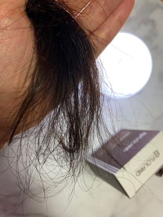 플로랜드 프리미엄 케라틴 체인지 헤어앰플 — 4점을 준 리뷰어가 2021년 12월 올린 사용 사진