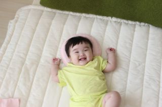 이브자리 더베이직 스케치북퍼프 짱구베개 유아베개 — 5점을 준 리뷰어가 2021년 6월 올린 사용 사진