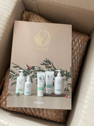 mom e 맘이 내추럴 베이비 케어 샴푸앤바스+로션 — 5점을 준 리뷰어가 2021년 1월 올린 사용 사진