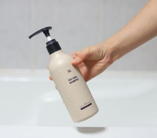 패스트힐(fast heal) 패스트힐 탈모증상완화샴푸 470ml — 5점을 준 리뷰어가 2022년 12월 올린 사용 사진