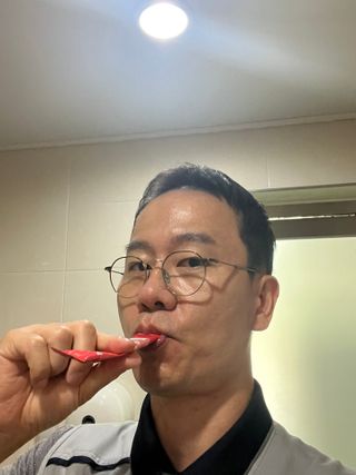 [인디닥터] 타이탄 BCAA 프로틴 젤리스틱 — 5점을 준 리뷰어가 2022년 6월 올린 사용 사진