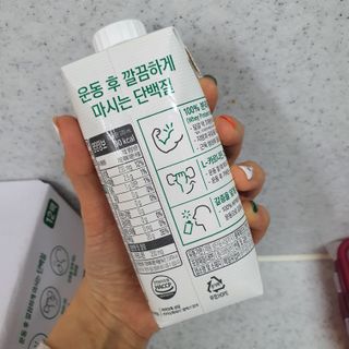 셀렉스스포츠 셀렉스 스포츠 웨이 프로틴 복숭아_ 330ml x 12팩 — 5점을 준 리뷰어가 2021년 4월 올린 사용 사진