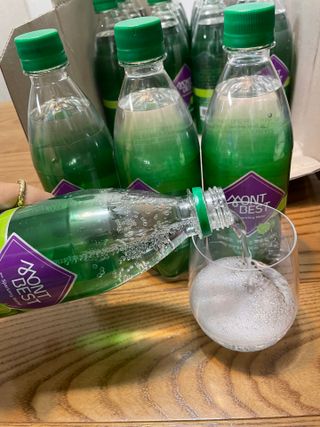 몽베스트 Montbest with Sparkling water Lime20병 — 5점을 준 리뷰어가 2022년 12월 올린 사용 사진