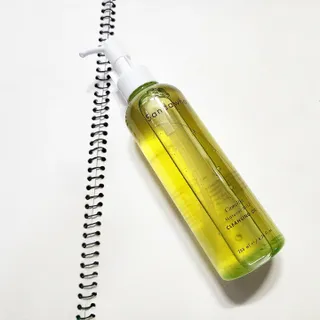 스킨큐어 산다화 순한 클렌징 동백 오일 200ml — 4점을 준 리뷰어가 2023년 4월 올린 사용 사진