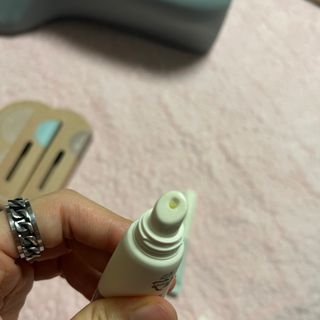 [후르디아] 올리브영 착한보습 비건 립버터 2종 — 5점을 준 리뷰어가 2021년 12월 올린 사용 사진