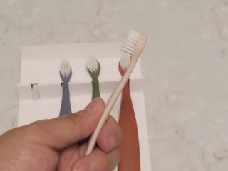 마더케이 0.5단계 유아 칫솔 세트 — 5점을 준 리뷰어가 2021년 11월 올린 사용 사진