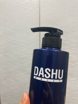 다슈코리아 다슈 데일리 단백질 한방 두피 골드 샴푸 500ml — 5점을 준 리뷰어가 2021년 4월 올린 사용 사진