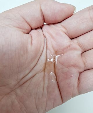올리브 오일 스킨케어 컴퍼니 [OOSC] 향기로운 보습 로즈 제라늄 바디워시 500ml — 5점을 준 리뷰어가 2021년 5월 올린 사용 사진