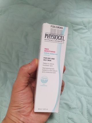 피지오겔 레드수딩 시카밸런스 크림 50ml — 5점을 준 리뷰어가 2022년 4월 올린 사용 사진