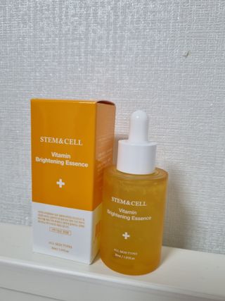 체르엠 스템앤셀 비타민 브라이트닝 에센스 30ml 1개 — 5점을 준 리뷰어가 2021년 7월 올린 사용 사진