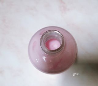 (주)나담코스 [나담코스] 기분좋은 향기 , 퍼퓸 바디로션 — 5점을 준 리뷰어가 2023년 3월 올린 사용 사진