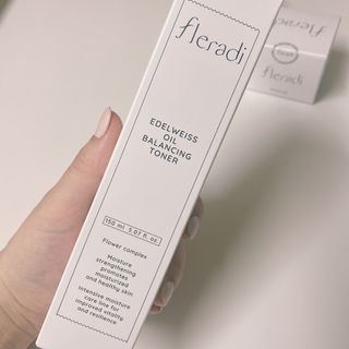 플레라디 에델바이스 오일 밸런싱 토너 — 5점을 준 리뷰어가 2021년 4월 올린 사용 사진