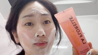 라플로렐 프로방스 로즈 폼클렌저 — 4.5점을 준 리뷰어가 2022년 4월 올린 사용 사진