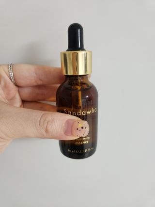 스킨큐어 산다화 비타민c 화이트닝 에센스 30ml — 5점을 준 리뷰어가 2023년 12월 올린 사용 사진