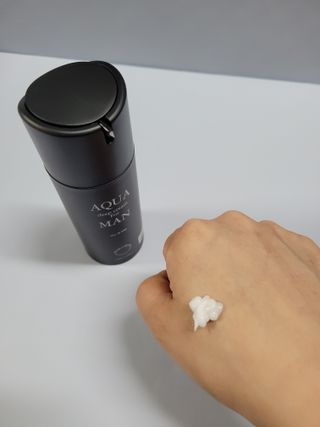 [위드덤]  아쿠아 딥크림 포맨 올인원 로션 — 5점을 준 리뷰어가 2022년 1월 올린 사용 사진