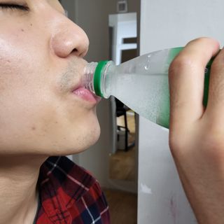 몽베스트 Montbest with Sparkling water Plain 20병 — 4점을 준 리뷰어가 2021년 10월 올린 사용 사진