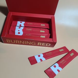 디오르 버닝레드 — 5점을 준 리뷰어가 2021년 12월 올린 사용 사진