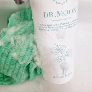 [닥터문] 센텔라 시카케어 화이트머스크 바디워시 1000ml — 5점을 준 리뷰어가 2023년 7월 올린 사용 사진