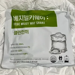 클린24시간  클린한끼 쉐이크 1세트 (5개) — 5점을 준 리뷰어가 2022년 10월 올린 사용 사진