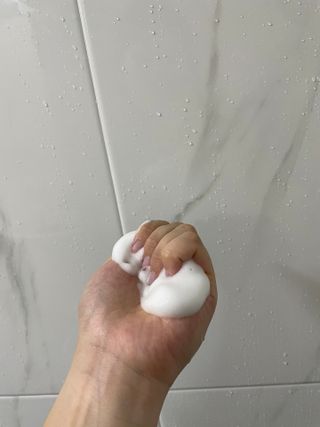 MF프리 [닥터문] 유산균 락토케어 질경초 여성청결제 200ml (폼타입) — 4점을 준 리뷰어가 2022년 7월 올린 사용 사진