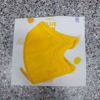 [블루 본 아이노우] 유아용 컬러마스크 40 PCS SET 2중 택 1 — 5점을 준 리뷰어가 2021년 4월 올린 사용 사진