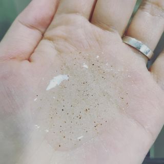 벨먼 내추럴스파 수분광채 스크럽 바디워시 600ml 5종 — 5점을 준 리뷰어가 2022년 5월 올린 사용 사진