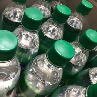 몽베스트 Montbest with Sparkling water Plain 20병 — 5점을 준 리뷰어가 2021년 11월 올린 사용 사진