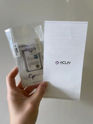 아클리브 Eco 항균 항바이러스 액정 보호필름(iPhone) — 5점을 준 리뷰어가 2022년 8월 올린 사용 사진