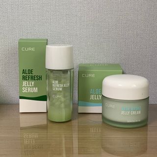 김정문알로에 큐어 큐어 알로에 리프레쉬 젤리 세럼, 큐어 알로에 하이드로 젤리 크림 — 5점을 준 리뷰어가 2021년 4월 올린 사용 사진