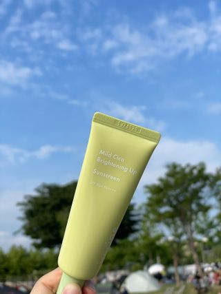 아이레시피 마일드시카 브라이트닝 업 선스크린 SPF50+ PA++++ — 5점을 준 리뷰어가 2023년 6월 올린 사용 사진