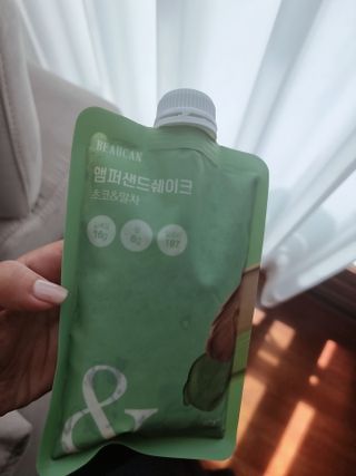[뷰캔] 건강한 식사대용 앰퍼샌드 단백질 쉐이크 초코&말차 50g — 5점을 준 리뷰어가 2022년 6월 올린 사용 사진