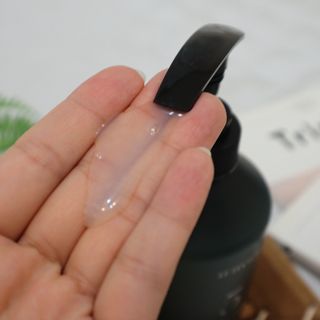 르핸스 퍼포밍 5 샴푸 비반트 포렛/베티버 포그 — 5점을 준 리뷰어가 2022년 12월 올린 사용 사진