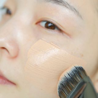 [RMK] 메이크업 베이스 + 리퀴드 파운데이션 — 4점을 준 리뷰어가 2021년 3월 올린 사용 사진