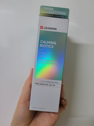 리더스코스메틱 리더스 카밍 바이오틱스 에센스 워터 — 5점을 준 리뷰어가 2021년 7월 올린 사용 사진