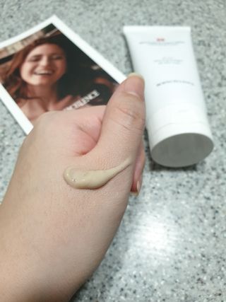 바디셀런스 벤토나이트 데일리 약산성 딥클렌징폼 120ml — 5점을 준 리뷰어가 2021년 12월 올린 사용 사진
