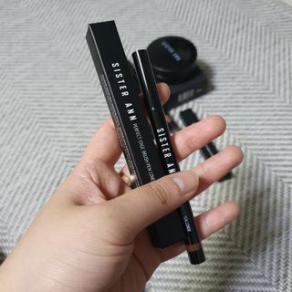 씨스터앤 퍼펙트 엣지 브러쉬 펜 라이너 2종 택 1 — 5점을 준 리뷰어가 2022년 1월 올린 사용 사진