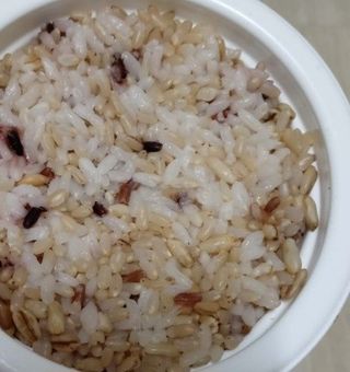[구매평]양반 동원 양반 100밥 오미밥, 130g, 12개 — 5점을 준 리뷰어가 2025년 5월 올린 사용 사진