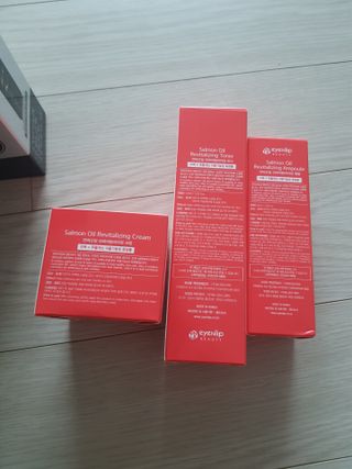 아이앤립 / EYENLIP 아이앤립 연어오일 리바이탈라이징 토너+앰플+크림 3종 세트 — 5점을 준 리뷰어가 2021년 5월 올린 사용 사진