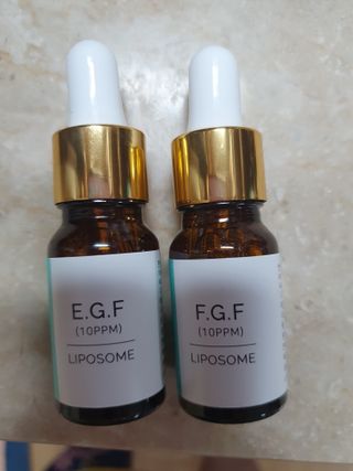 랑팡 EGF+FGF 10ppm 리포좀 앰플 원액 10ml — 4.5점을 준 리뷰어가 2021년 12월 올린 사용 사진