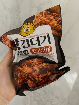 한성기업 무볼레 왕건더기 볶음밥 묵은지삼겹살 — 5점을 준 리뷰어가 2021년 10월 올린 사용 사진