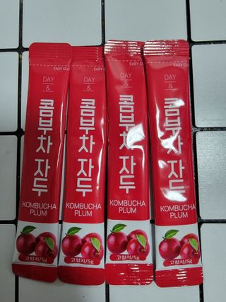 참앤들황토농원 7가지 맛! 탄산 톡톡! 스파클링! 데이앤 콤부차 7종 10포 1박스씩 ★총 7박스★ — 5점을 준 리뷰어가 2023년 1월 올린 사용 사진