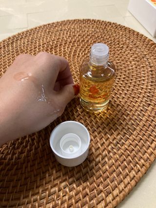 바이오오일 [바이오-오일] 스킨케어 오일 내추럴 60ml — 5점을 준 리뷰어가 2021년 12월 올린 사용 사진