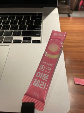 [인디닥터] 면역 생생 핑크 이뮨 젤리 — 4점을 준 리뷰어가 2022년 5월 올린 사용 사진