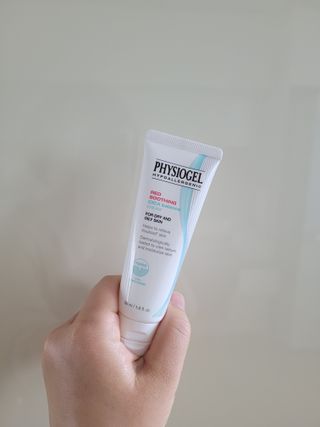 피지오겔 레드수딩 시카밸런스 크림 50ml — 5점을 준 리뷰어가 2022년 4월 올린 사용 사진
