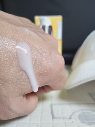 [후르디아] 미백 기능성 감귤 브라이트닝 세럼 — 5점을 준 리뷰어가 2022년 5월 올린 사용 사진