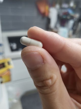 [바이탈스푼] 여성 질 유산균, 유렉스프로바이오틱스 포 우먼 (60캡슐) — 5점을 준 리뷰어가 2022년 7월 올린 사용 사진
