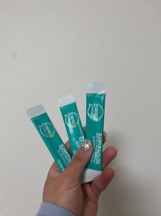 [유산균] 오마이락 장편한습관 프로바이오틱스 30P — 5점을 준 리뷰어가 2022년 11월 올린 사용 사진